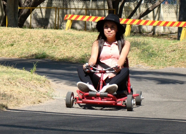 de paseo tomando el sol